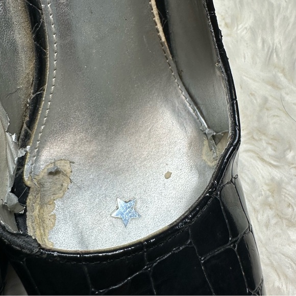 Bandolino Black Heels Pointed Toe Glossy Finish Black Size 9 - Picture 9 of 16